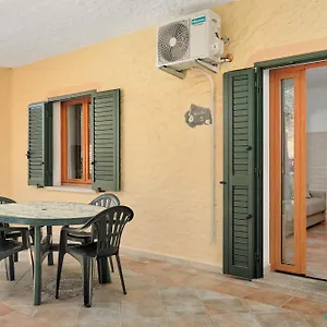 https://residence-porto-ottiolu-100mt-spiaggia.in-sardinia.net