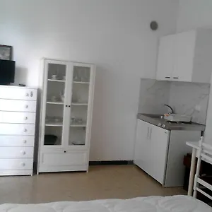 https://residence-rotonda.emilia-romagnahotels.net